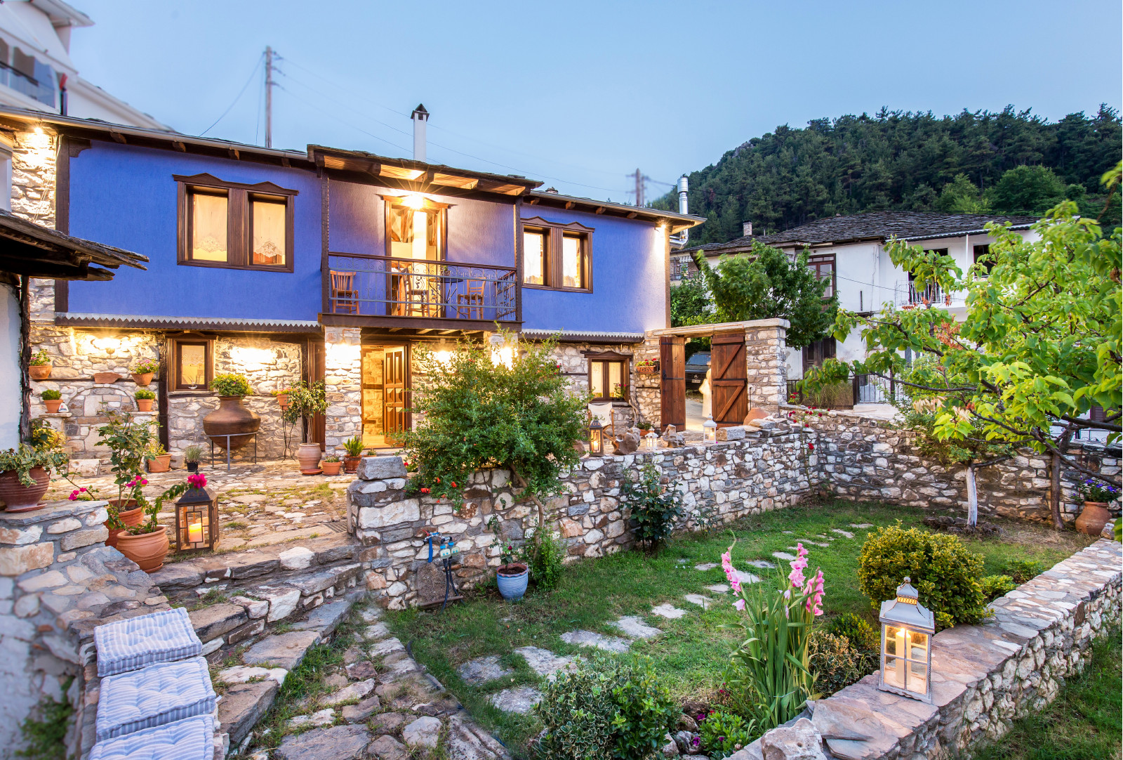 Maroyda Stonehouse exterior and courtyard in Panagia Thassos